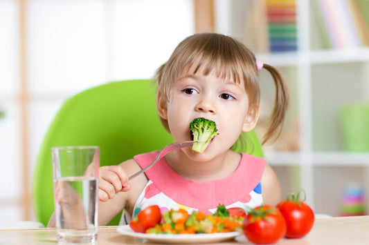 5 Tips to Manage Your Child’s Nutrition and Lifestyle